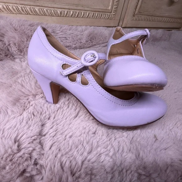 7 1/2 - Picture 2 of 7